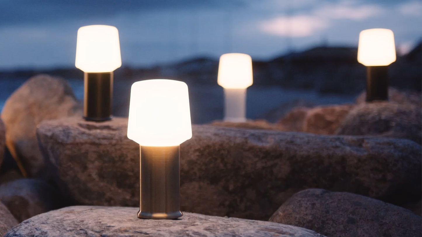 Ambience - Lamp Intelligent & London base - Indendørs/udendørs lampe med fod i rustfrit stål