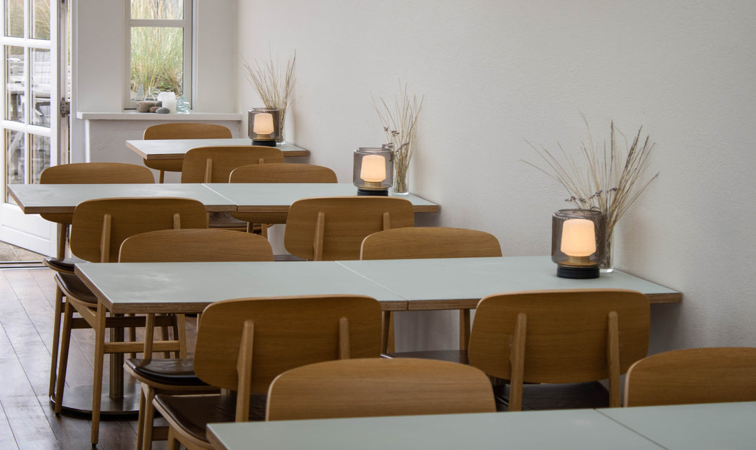 SACKit Ambience lamper skaber stemning i restaurantområdet hos Villa Vest