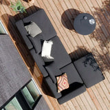 Cobana Lounge Sofa pouf i sort med pulverlakeret aluminiumsramme og vandafvisende tekstil.