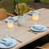 Edge Dining Table i europæisk egetræ med facetteret bordplade og solide ben, indendørs spisebord.