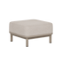 Lys beige Kirra pouf fra sackit med blødt tekstil og robust stel på fire ben til udendørs brug