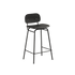 Frame Bar Stool barstol med ryglæn i sort læder og sort pulverlakeret stålstel, lav model.