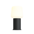 Sort Lamp Intelligent+ med London base i sort pulverlakeret stål, 8 cm høj, til udendørs brug.