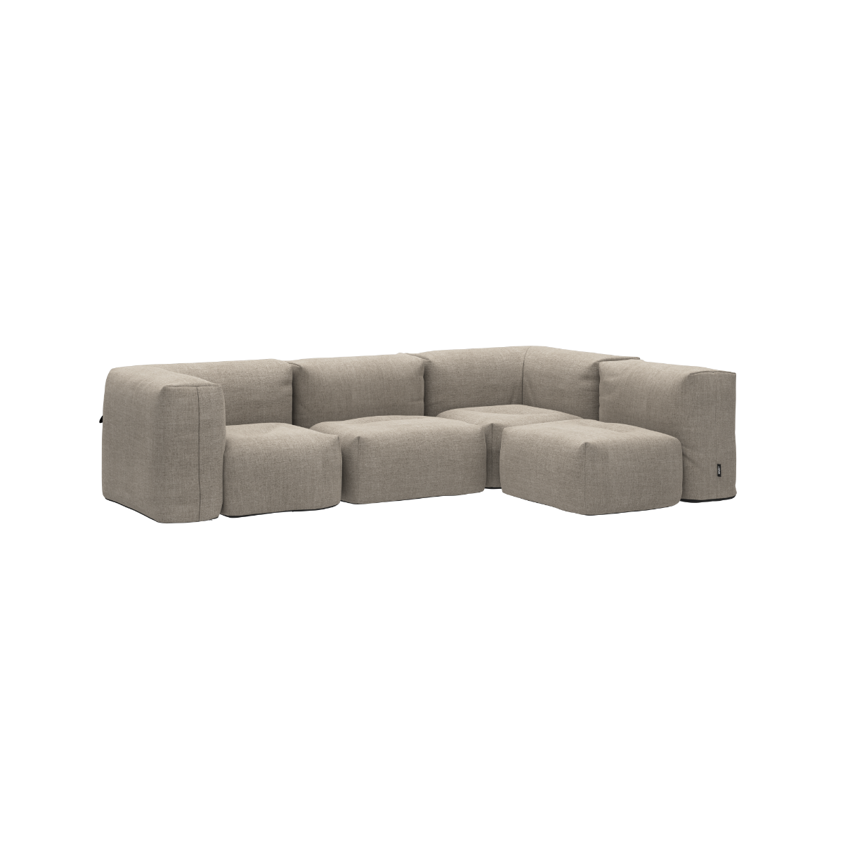 Udendørs Soft Sofa Outdoor hjørnesofa i Kirra Sand med bløde puder og lavt design.