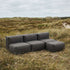 Udendørs Soft Sofa Outdoor 3-personers i Kirra Olive med åben konfiguration og pouf, blød og formstabil.