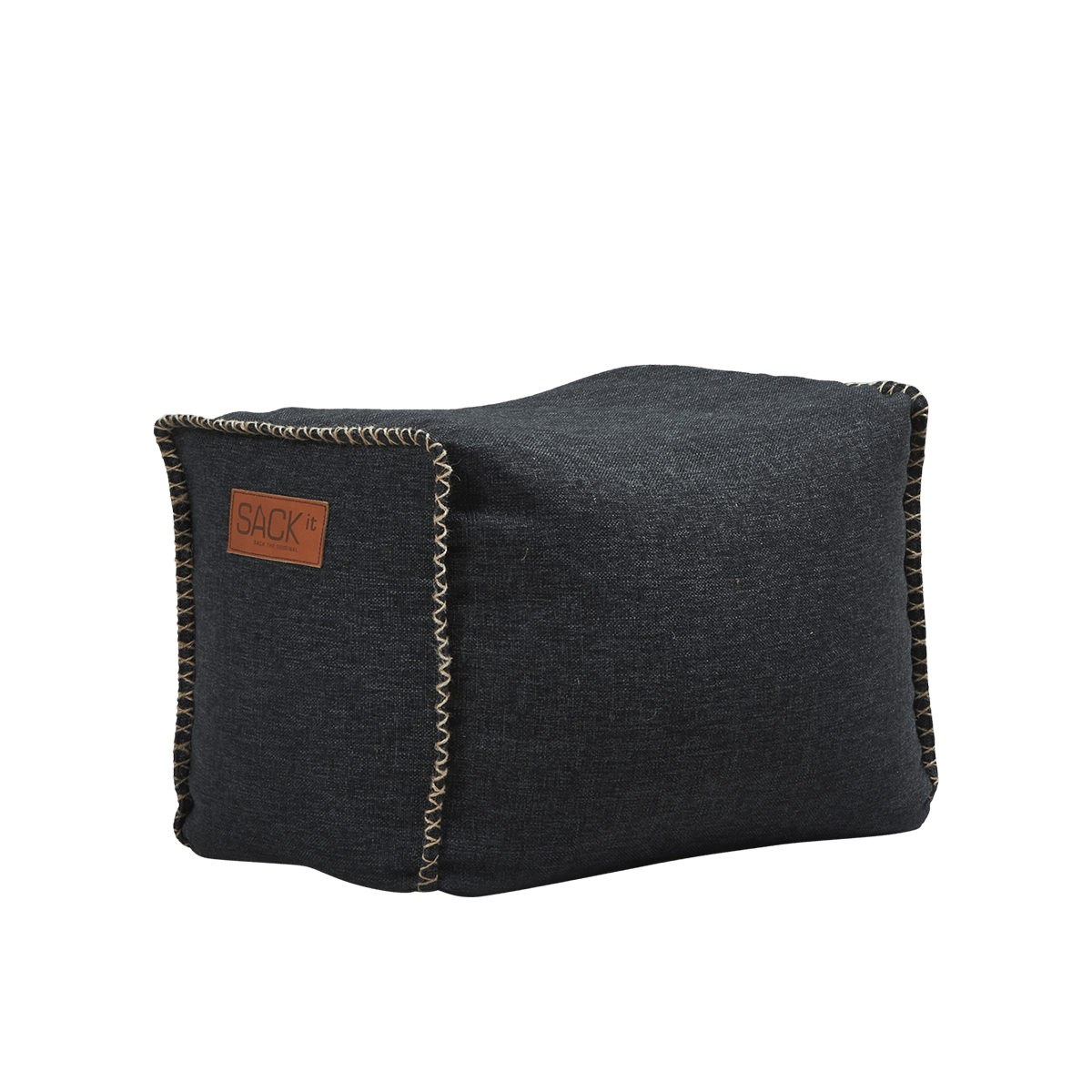 Sort Cobana Square Pouf i vandafvisende og slidstærkt Cobana stof med håndsyede sting.