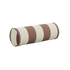 Udendørs bolster pude i Renesse Chestnut farve med rund form og blødt tekstil.