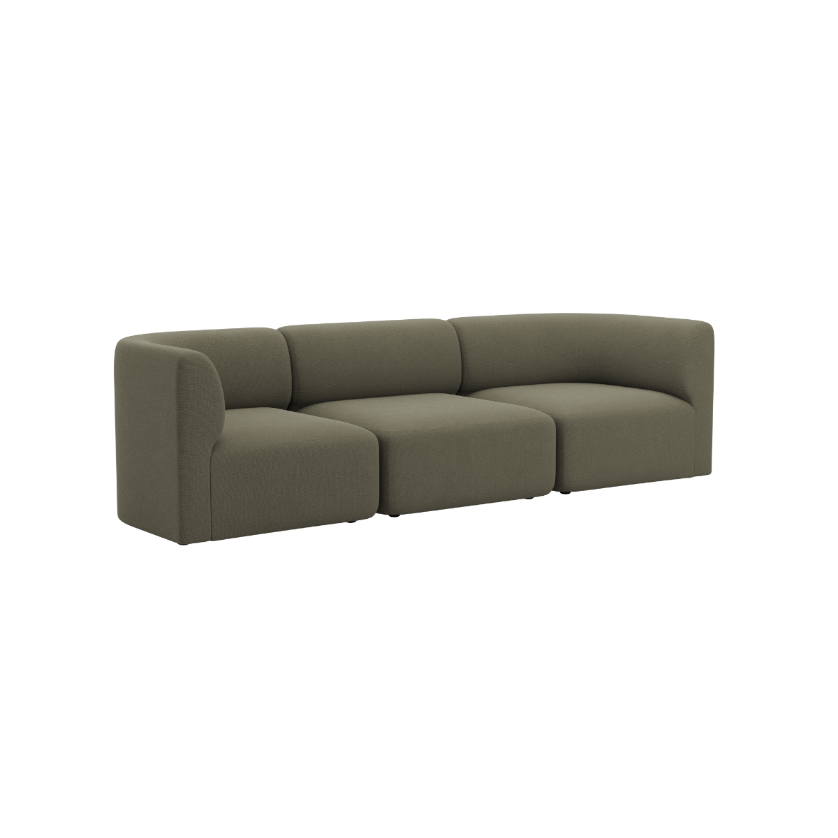 Trepersoners Fjord sofa fra sackit i olivengrøn med bløde afrundede former og dybe sæder på sort baggrund