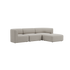 Lys beige trepersoners Fjord sofa fra sackit med bløde afrundede former og rummelig chaiselong i et roligt skandinavisk design til stuen