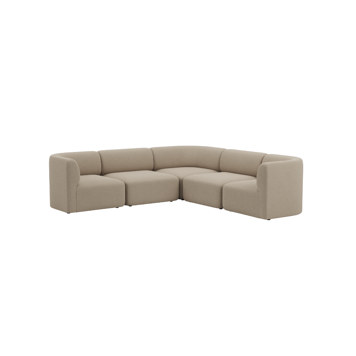 Beige buet hjørnesofa med bløde polstrede sæder og ryglæn fra sackit