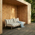 Mollis Lounge Sofa 2 Seater i renesse taupe med pulverlakeret aluminiumsstel til udendørs brug