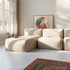 Soft Sofa Indoor sæde i beige corduroy stof med blødt, modulært design til indendørs brug.