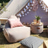 Canvas Lounge Chair og puf i petrol farvet canvas stof med håndsyede sting og formstabilt design.