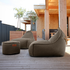 Cobana Lounge Chair og puf i gråt slidstærkt stof med formstabilt design og håndsyede sting.