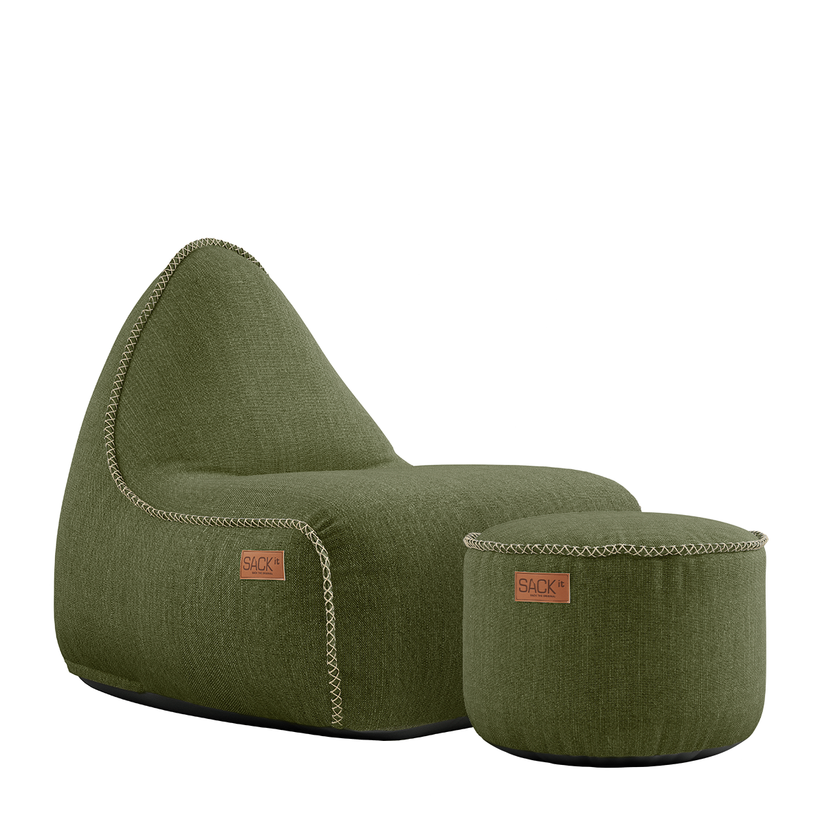Cobana Lounge Chair og Pouf i Kirra Olive farve med formstabilt design og håndsyede sting.