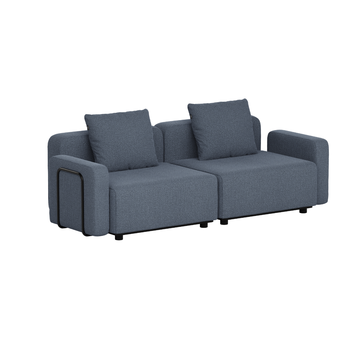 Mørkegrå to personers udendørs loungesofa med bløde ryghynder og brede armlæn fra sackit til terrasse og have
