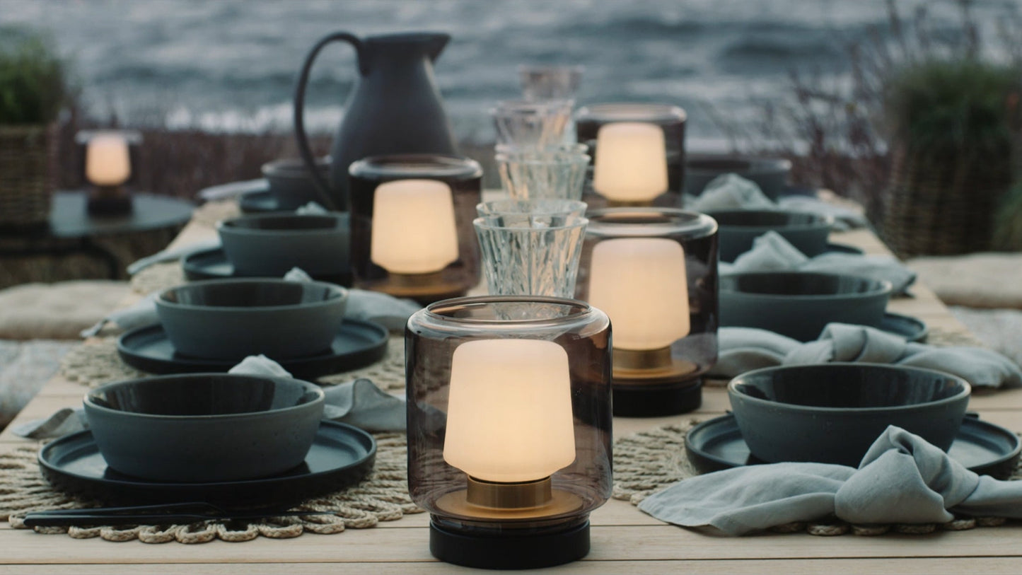 Ambience - Lamp Intelligent+ & New York base - Indendørs/udendørs lampe med lanterne i glas