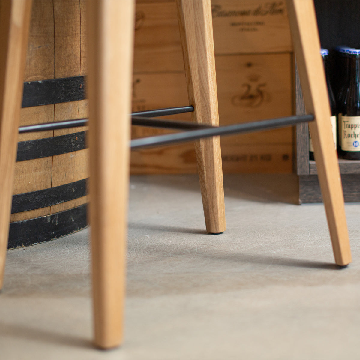 Nordic Bar Stool - Oak - Barstol i smukt dansk design