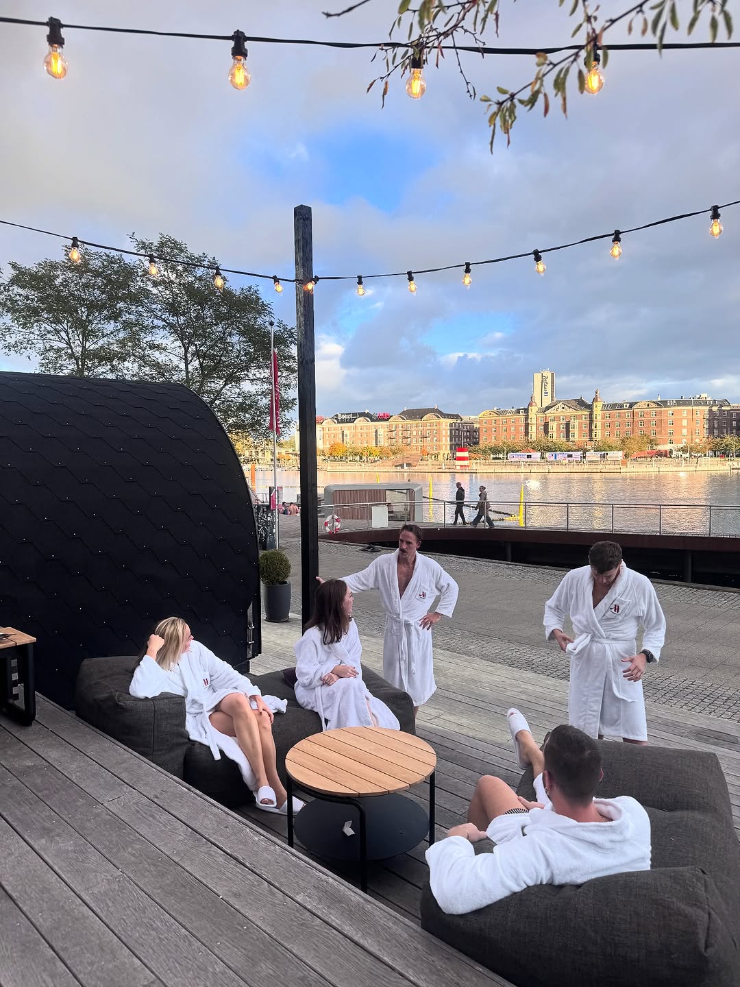 SACKit | Dansk Design – Møbler, lyd og lamper i høj kvalitet