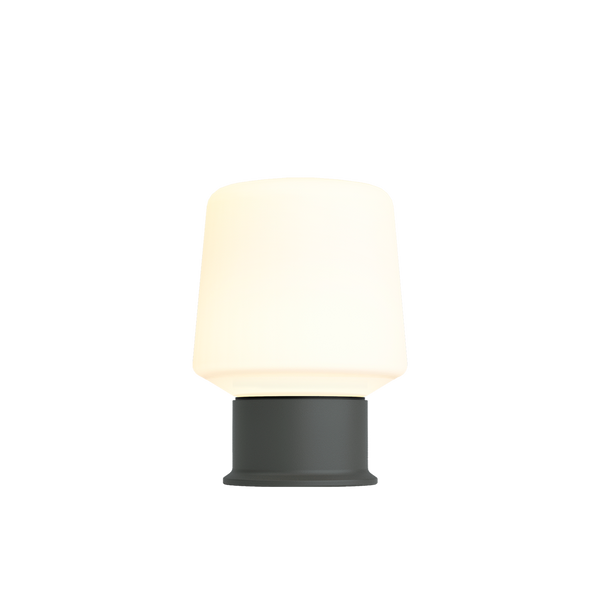 Ambience Lamp Intelligent+ udendørs lampe med rund kuppel og fod i mørkegrå materialer