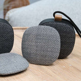 Go Front højtalercover i Chrome X farve med stof fra danske Gabriel, passer til Go-højtalere.