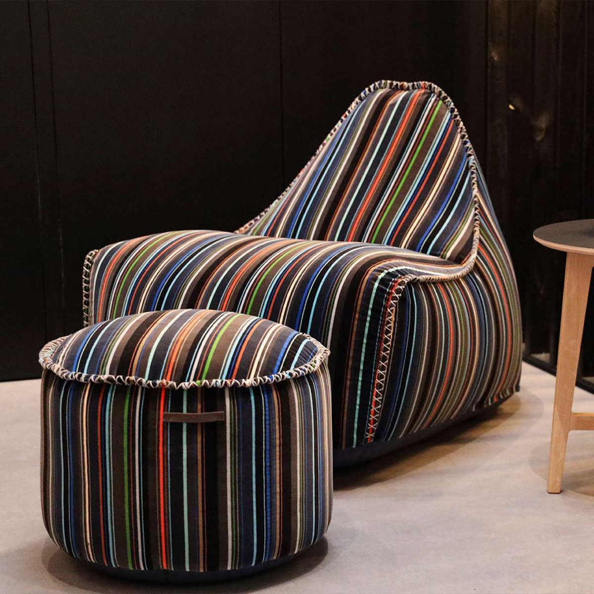 Multifarvet Lounge Chair Paul Smith Limited Edition sækkestol med bomuldsbetræk i moderne design