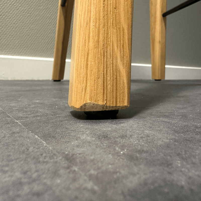 Nordic Bar Stool - Oak with stitches (2. sortering)