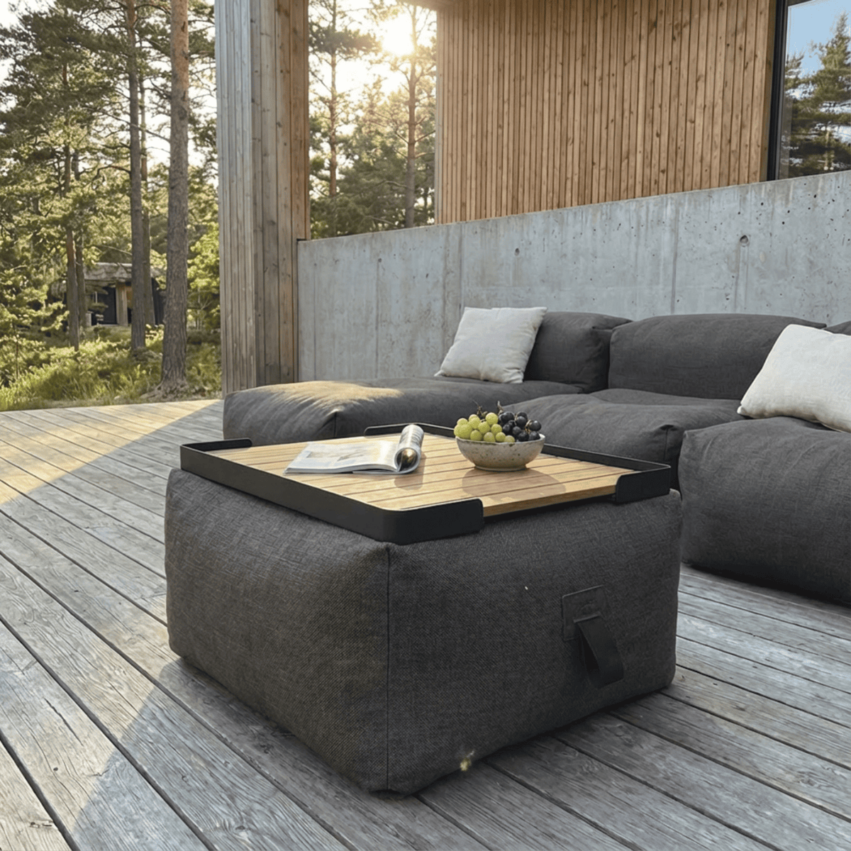 Patio Pouf Tray - Rektangulær serveringsbakke til indendørs og udendørs brug