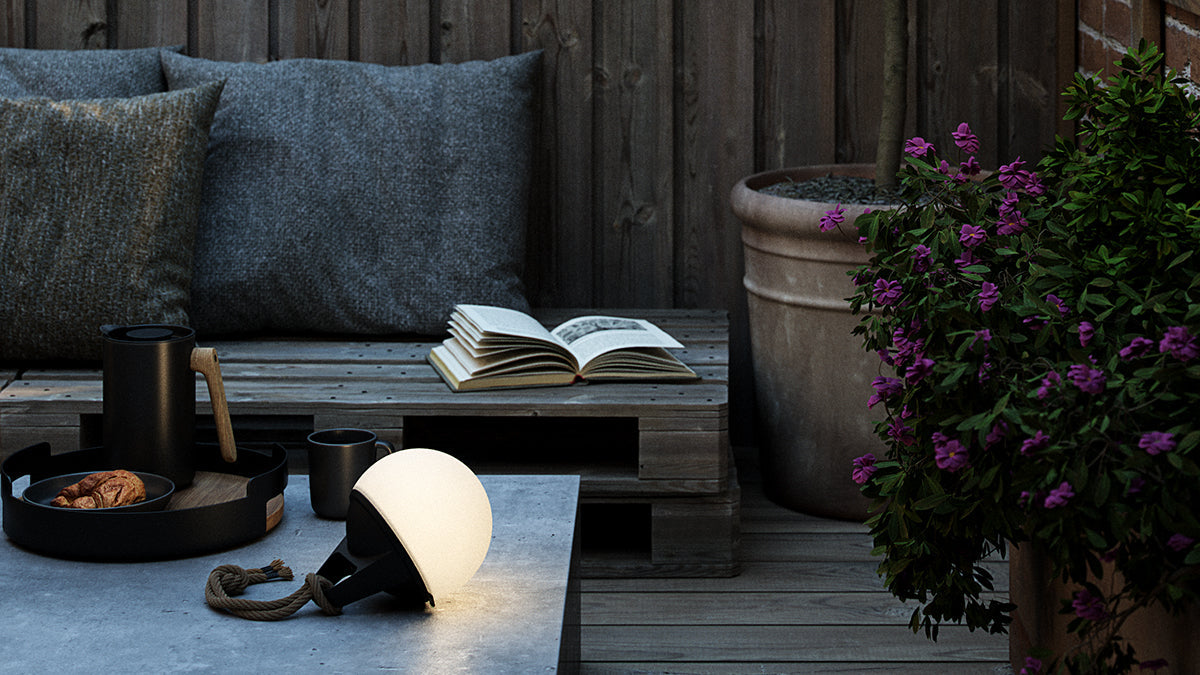 Light 150 - Udendørs/indendørs batteridreven lampe - Ø17 cm