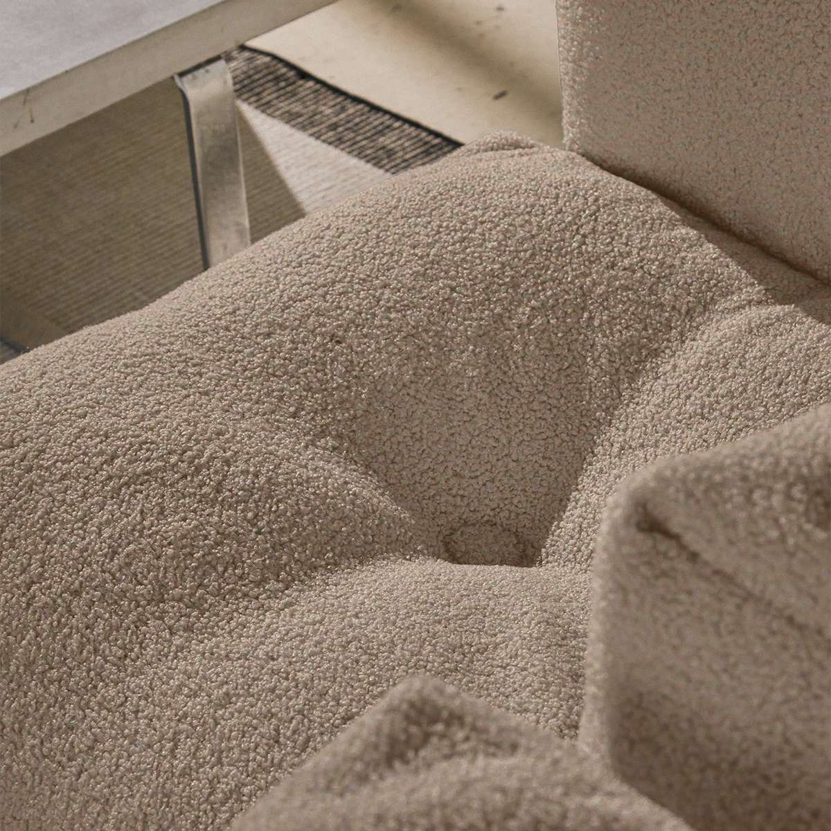 Soft Sofa Indoor 4-personers hjørnesofa i blødt Teddy Beige stof uden stel i moderne design