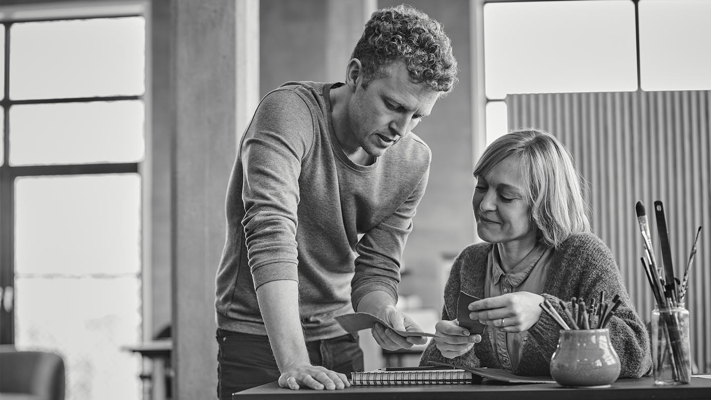 Kirra Dining Table Ø110 - Rundt udendørs spisebord til 4 personer i teaktræ og aluminium