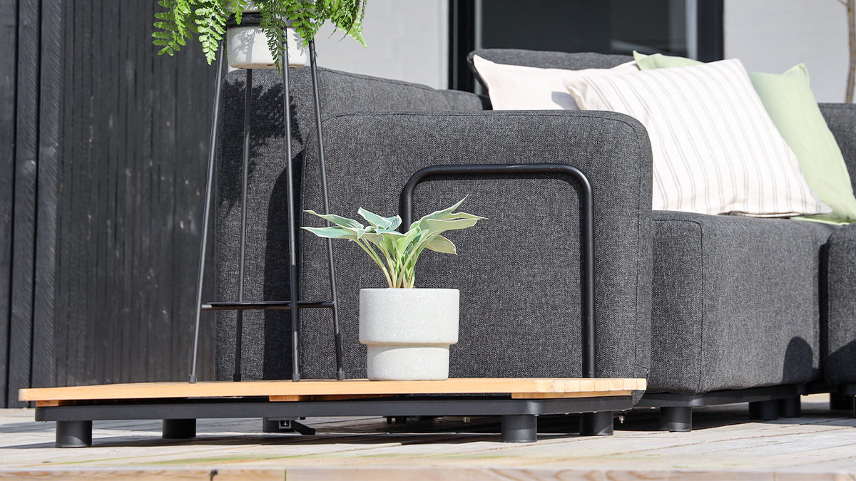 Patio Side Table - Udendørs sidebord i teaktræ, 95x65 cm