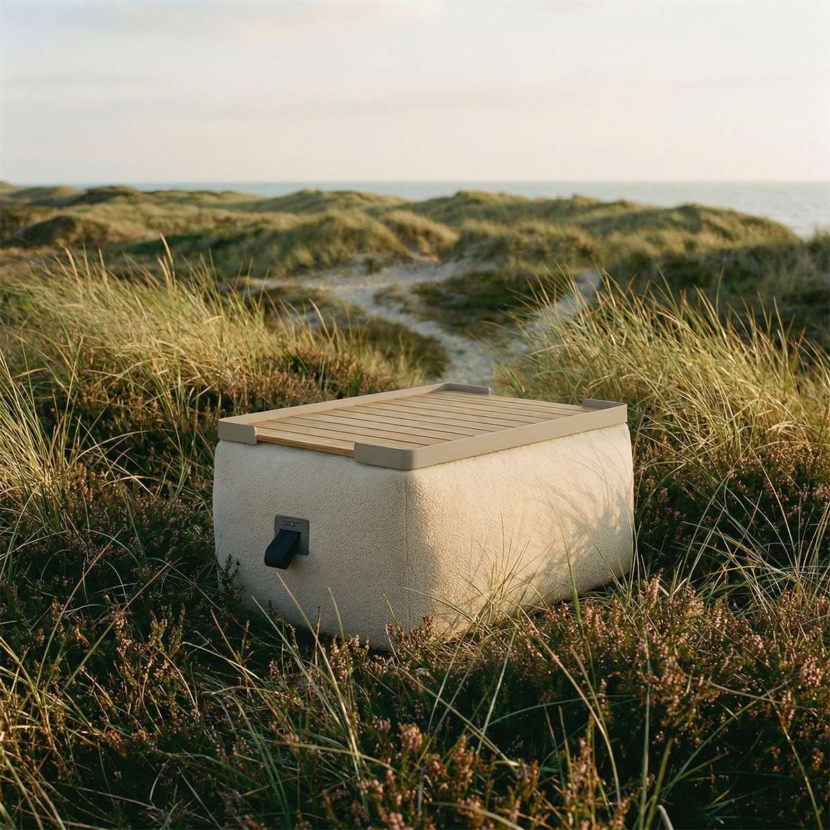 Udendørs firkantet bakke i taupe teaktræ med aluminiumsramme til Soft Sofa Outdoor Pouf