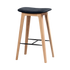 Nordic barstol i massivt egetræ med 73 cm højde og Luna Carbon læderpolstring.