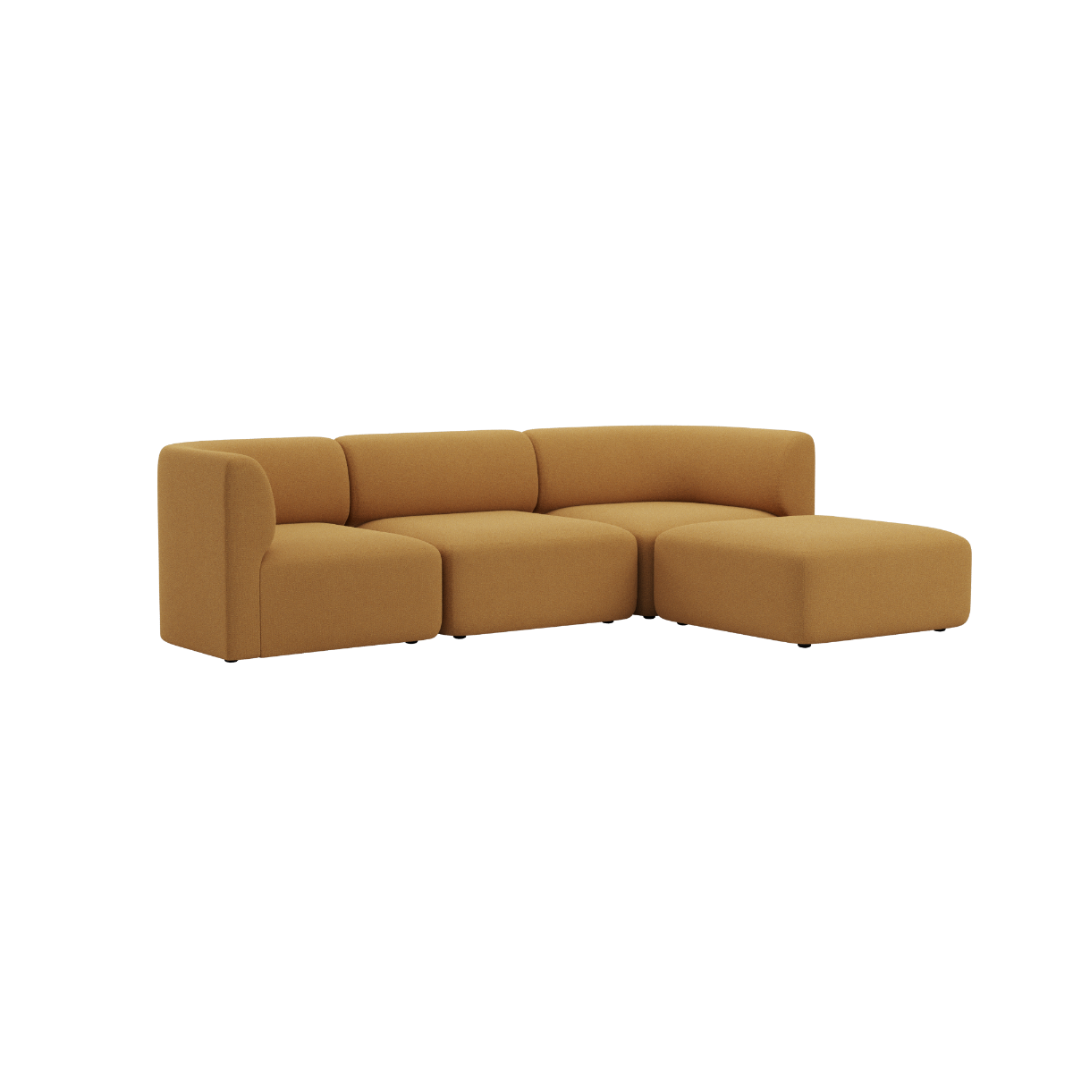 Varmt brun Fjord sofa med tre siddepladser og en bred chaiselong i blødt skandinavisk design til stuen fra sackit