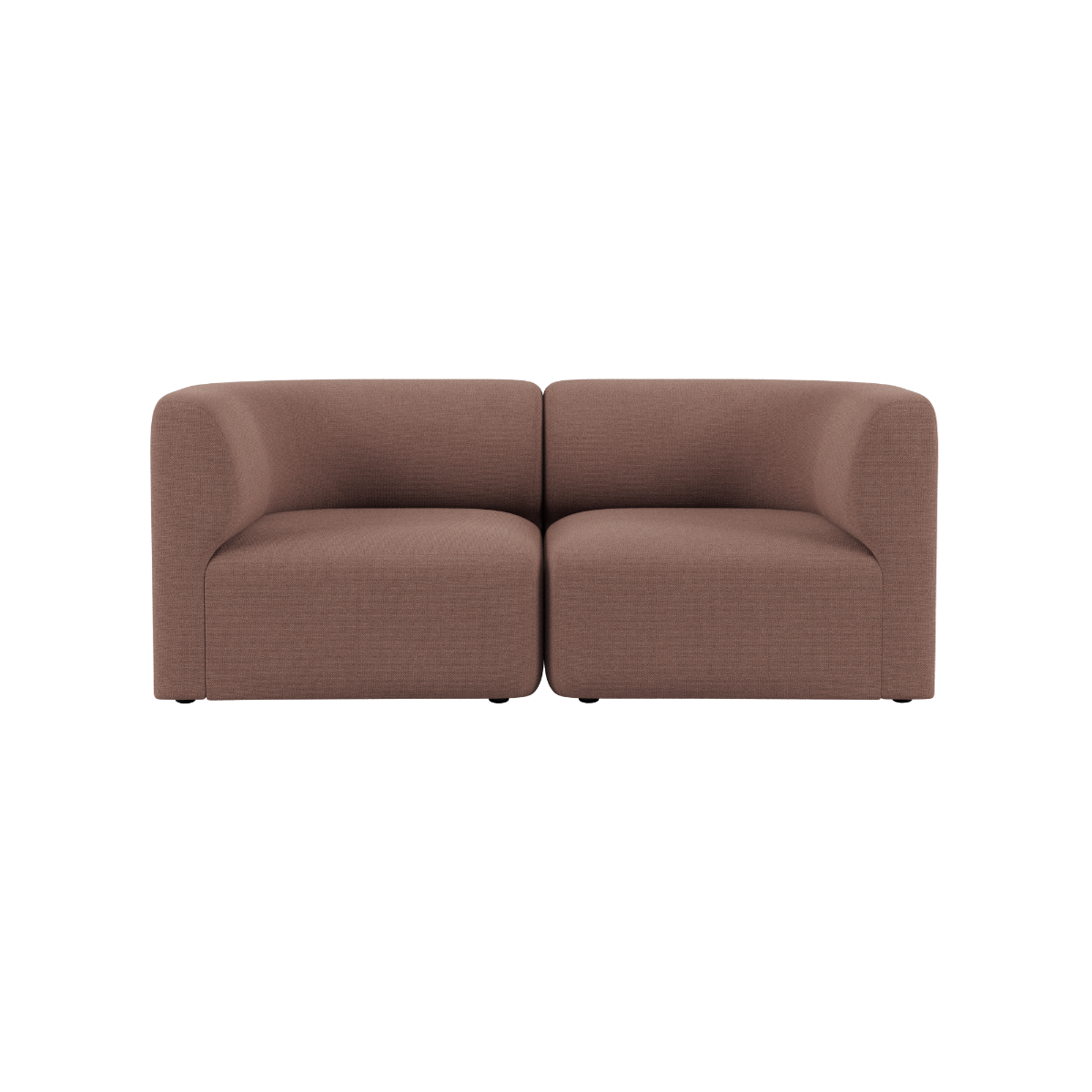 Brun to personers Fjord sofa fra sackit med bløde afrundede armlæn og polstret sæde i et roligt skandinavisk design