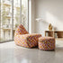 SACKit Chair & Pouf Indoor sækkestol og puf i blødt stof i et lyst rum