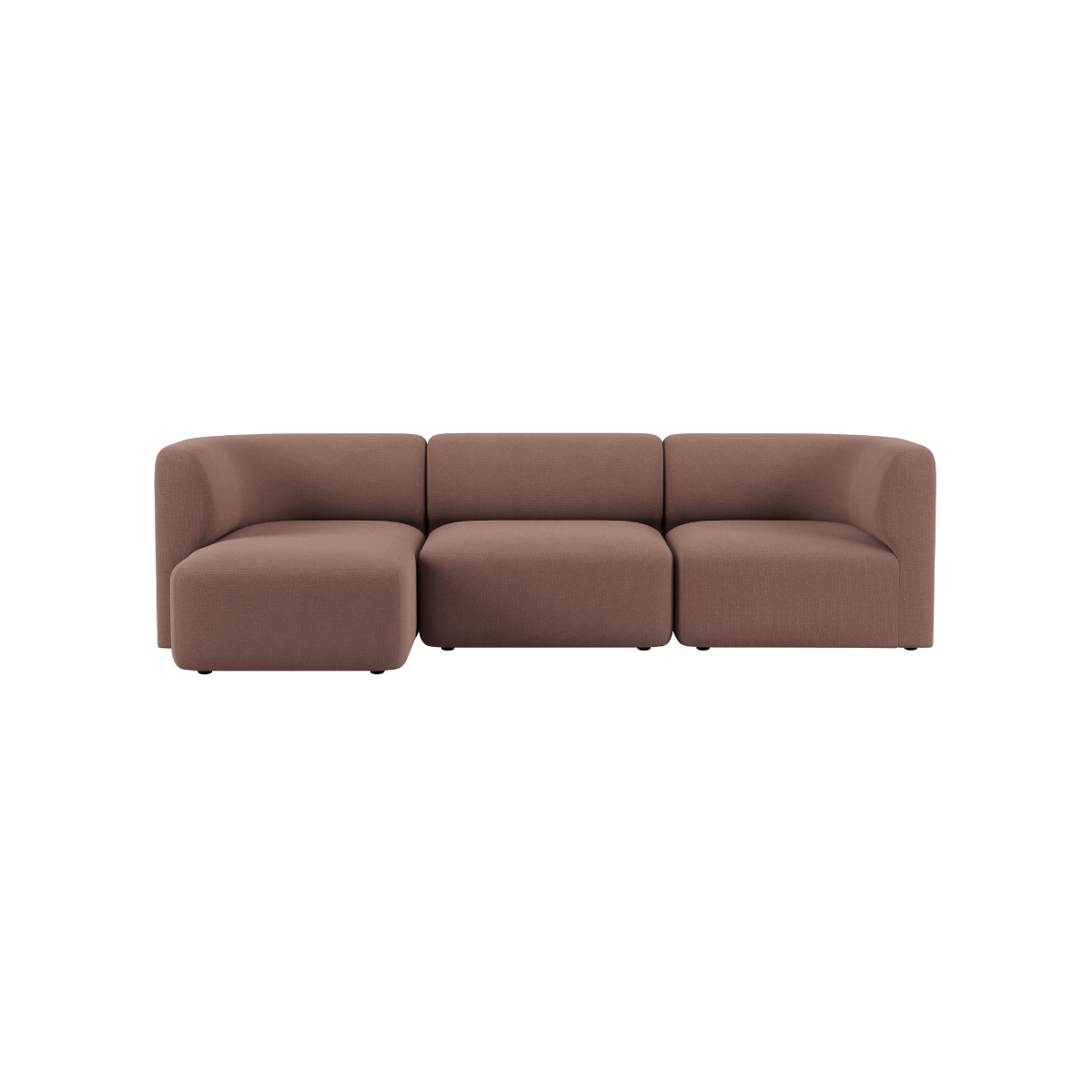 Brun Fjord sofa fra sackit med tre brede siddepladser bløde afrundede armlæn og skandinavisk design