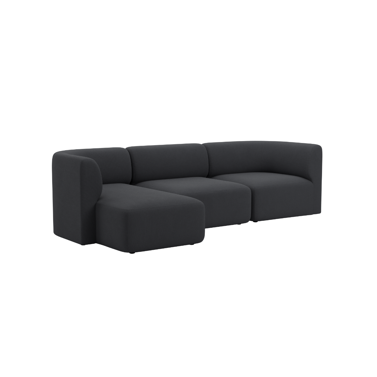 Mørkegrå Fjord sofa fra sackit med tre siddepladser og venstrevendt chaiselong i bløde afrundede former til moderne nordiske hjem
