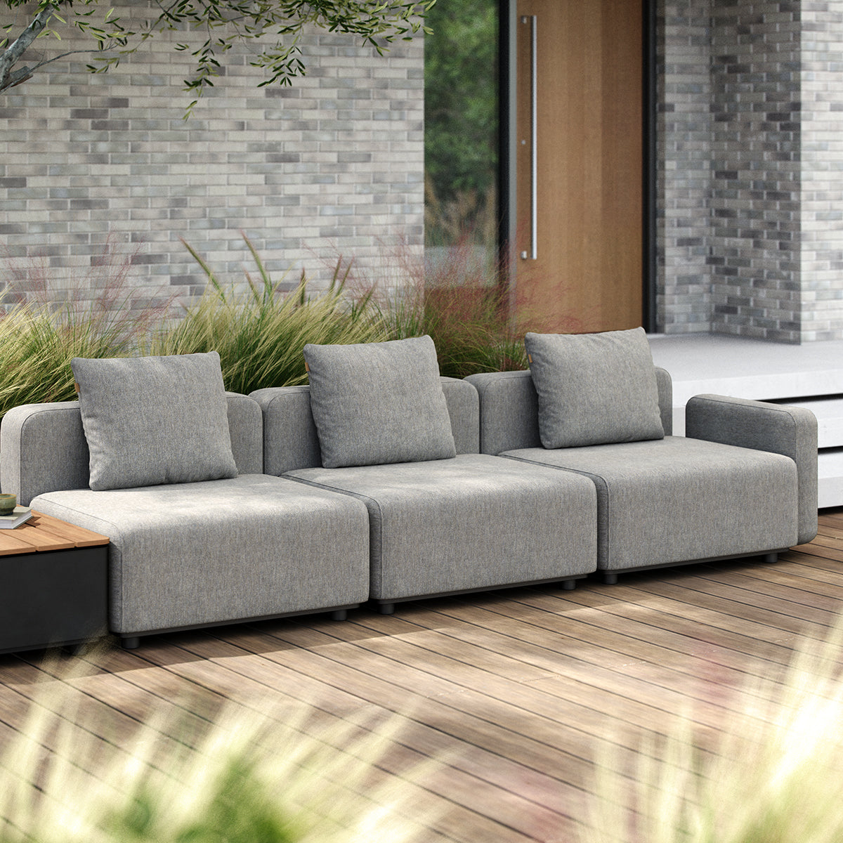 variant_41792194904237% | Modulopbygget lounge udendørs sofa med puder fra SACKit lysegrå til terrassen med opbevaring